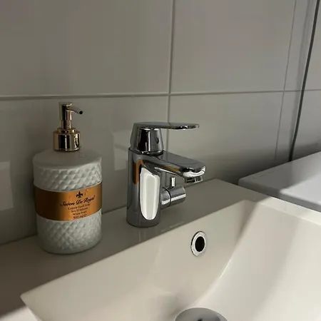 Cozy In Vantaa, Near Airport With Parking *